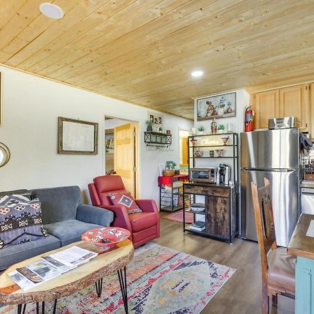 Ski-In Red River Retreat Balcony, Mountain Views! 外观 照片