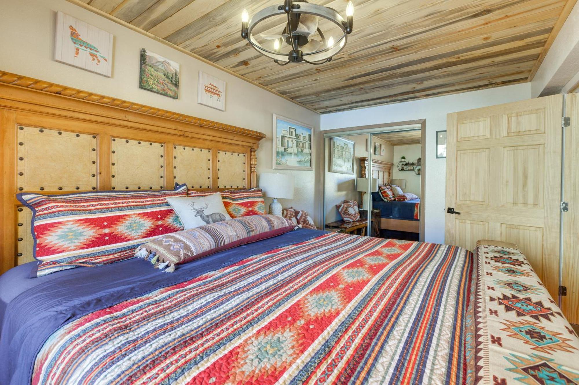 Ski-In Red River Retreat Balcony, Mountain Views! 外观 照片